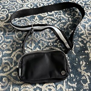 Lulu Lemon Everywhere Belt Bag - Black and White
